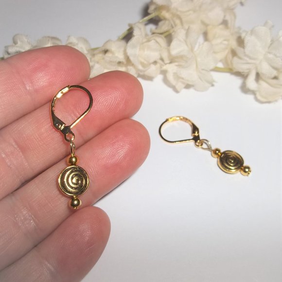Small Earrings, Gold Earring, Minimalist Earring, Earring, Earring, Earring 8087 - Picture 6 of 8